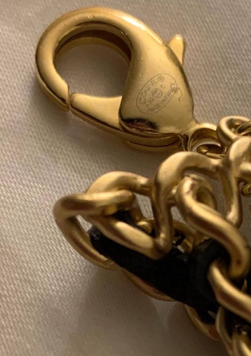 Mini Textured Chanel Classic Logo Necklace