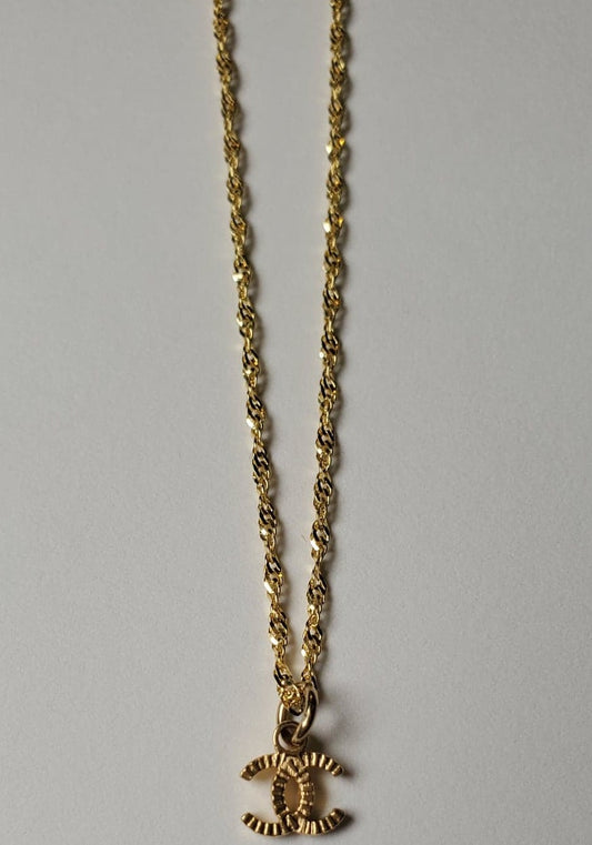 Mini Textured Chanel Classic Logo Necklace